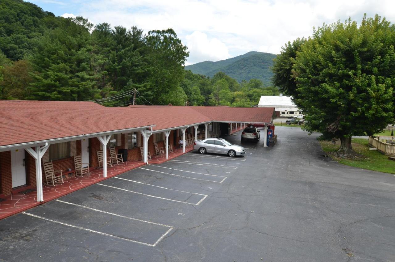 Travelowes Motel - Maggie Valley Exterior foto